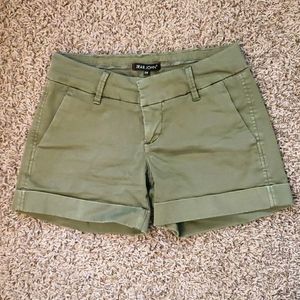 Dear John olive green shorts size 25 waist